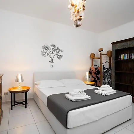 Albion, Cosy Two Storey Apartment, Stelida Naxos Holiday home Agios Prokopios (Naxos)