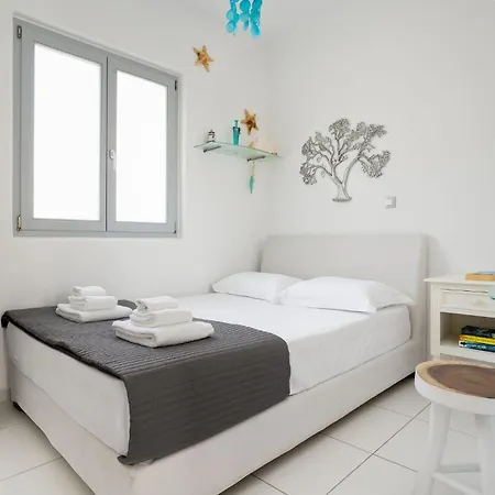 Albion, Cosy Two Storey Apartment, Stelida Naxos Holiday home *